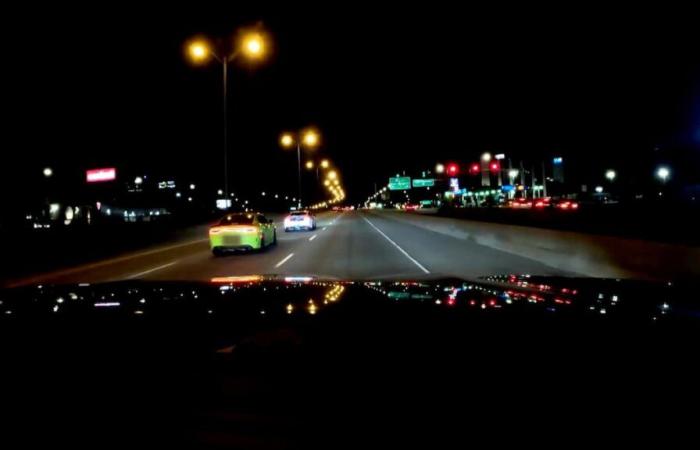 [VIDÉO] Jóvenes tontos zigzaguean a gran velocidad por las autopistas de Quebec