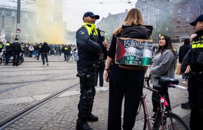 Hinchas del Maccabi Tel Aviv chocan con manifestantes pro palestinos en Ámsterdam