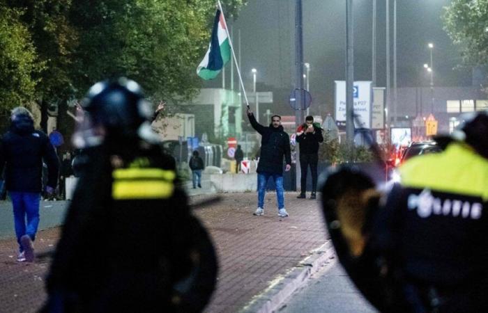 Ámsterdam: violencia “espantosa” contra aficionados israelíes tras un partido de fútbol