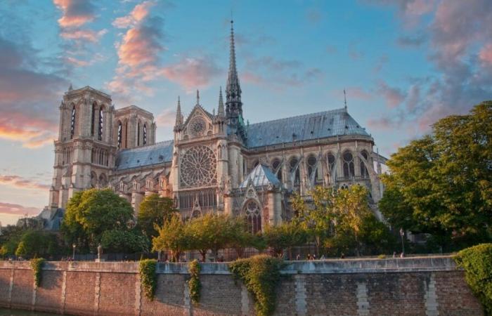 Las campanas de Notre Dame suenan por primera vez desde el incendio