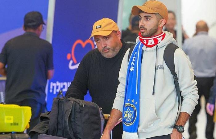 El primer avión de evacuados aterrizó en Tel Aviv.