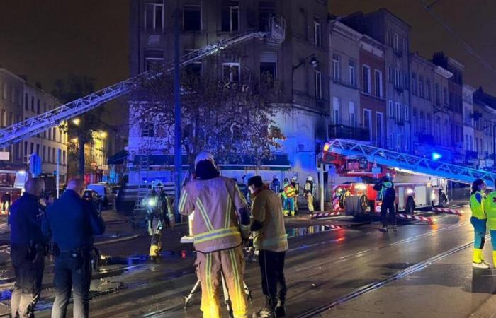 Tres muertos en un grave incendio en Bruselas (vídeo)