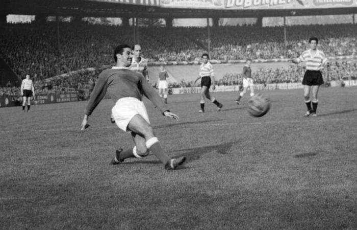 Muere Rachid Makhloufi, leyenda del fútbol argelino e histórico jugador de la ASSE