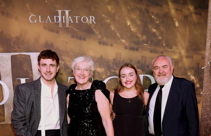 ¡Paul Mescal y las estrellas más importantes de Irlanda asisten al estreno irlandés de Gladiator II!