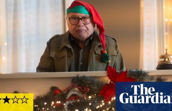 Revisión de Un caso repentino de Navidad: Danny DeVito va a lo seguro con una comida festiva blanda | Cine