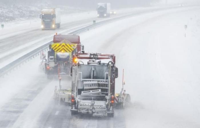 El sistema de eliminación de nieve se revela a medida que se acerca el invierno.