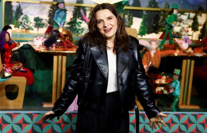 Ya es Navidad, Juliette Binoche lanza las iluminaciones de primavera: “Estoy asombrada”