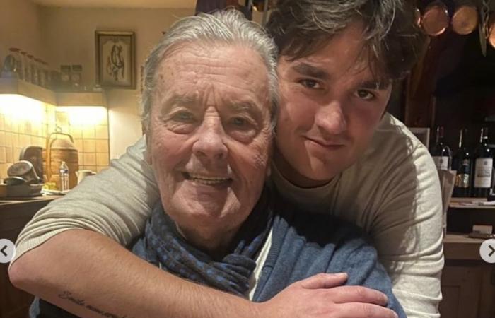 Alain Delon, su hijo Alain-Fabien, vivió tiempos difíciles: “Tenía hambre y frío”