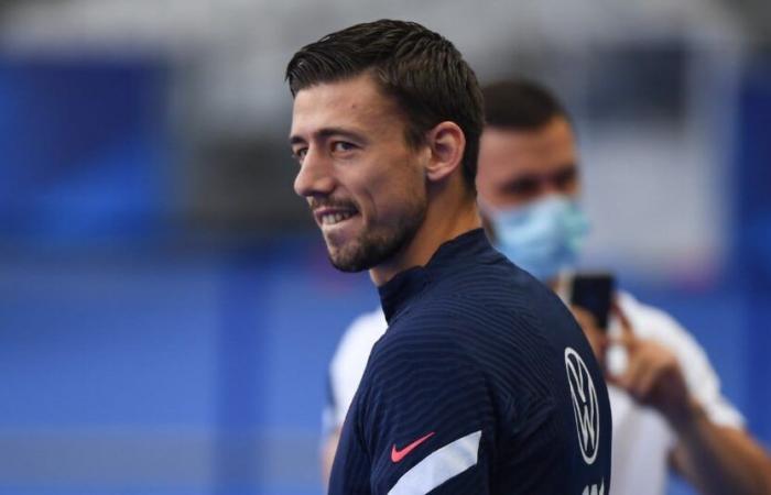 Lenglet con los ‘bleus’ como capitán