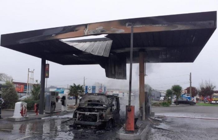 En Port-en-Bessin, una autocaravana se incendia en una estación de servicio