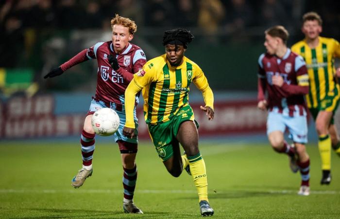 ADO Den Haag se queda con los tres puntos en casa