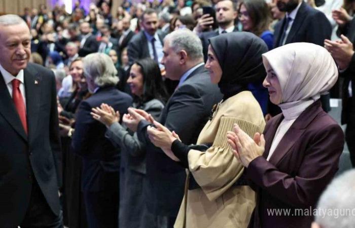 La ministra Göktaş habló en la “VI Cumbre Internacional Mujeres y Justicia”