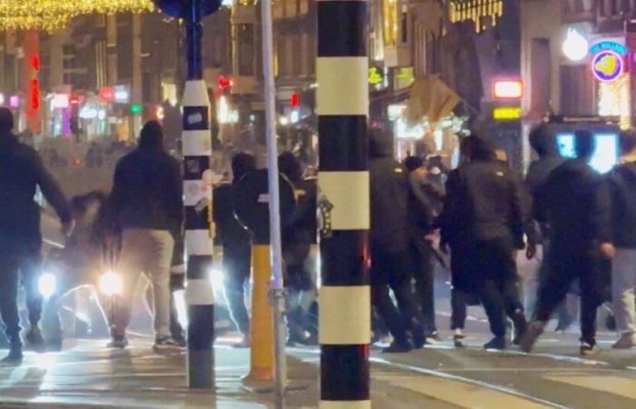 Aficionados al fútbol israelíes atacados en Amsterdam, dicen las autoridades