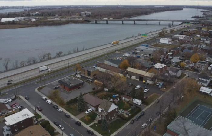 “Es todos los días”: vecinos de Longueuil exasperados por olores nauseabundos