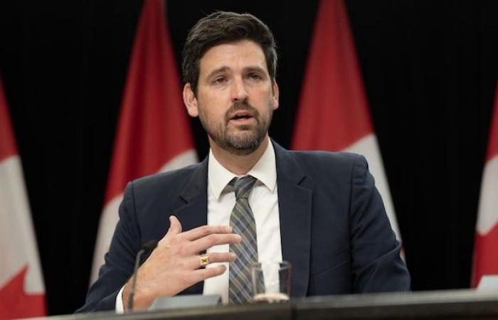 Personas sin hogar: Quebec tarda en aceptar decenas de millones de dólares de Ottawa