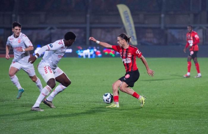 Nacional: un hat-trick de Benkaid rompe Boulogne al final del partido