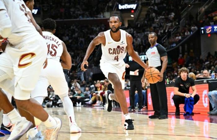 Los Cavaliers se mantienen invictos tras remontar ante los Nets