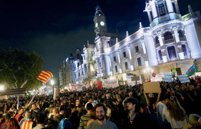 La ira sigue alta en España tras las inundaciones