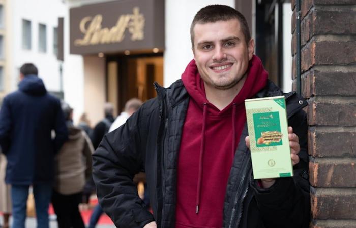 Düsseldorf: cola para comprar chocolate Dubai de Lindt | Regional