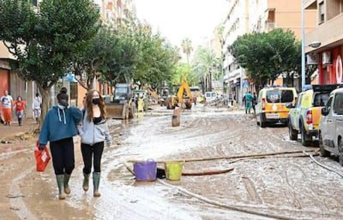 En España, las inundaciones traen olores nauseabundos