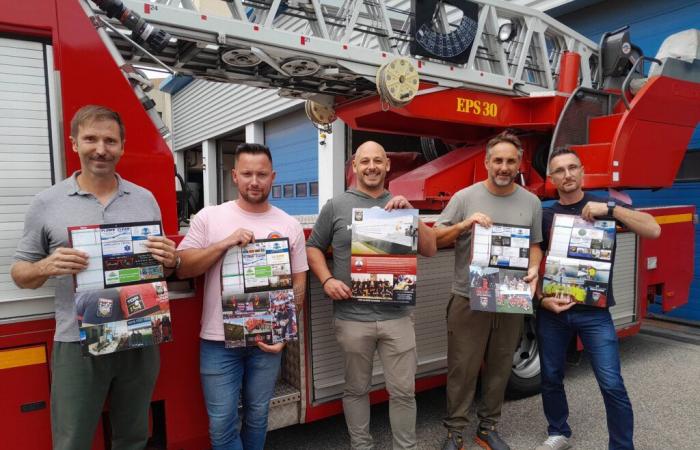 En Toulon, el calendario de los bomberos 2025 con los colores del RCT