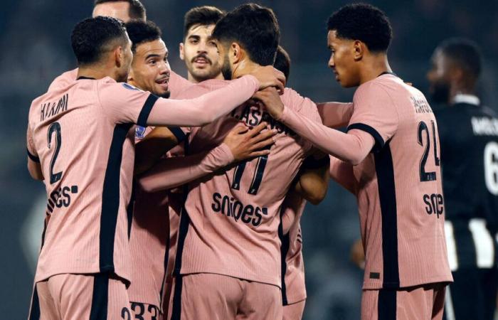 DIRECTO. Angers-PSG (0-4): los parisinos avanzan, el partido se interrumpe tras un lanzamiento de pelota de tenis