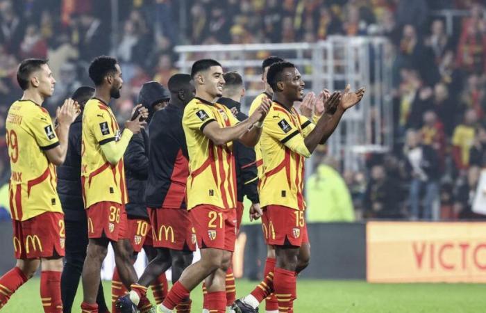 Lens vence al Nantes en un partido loco