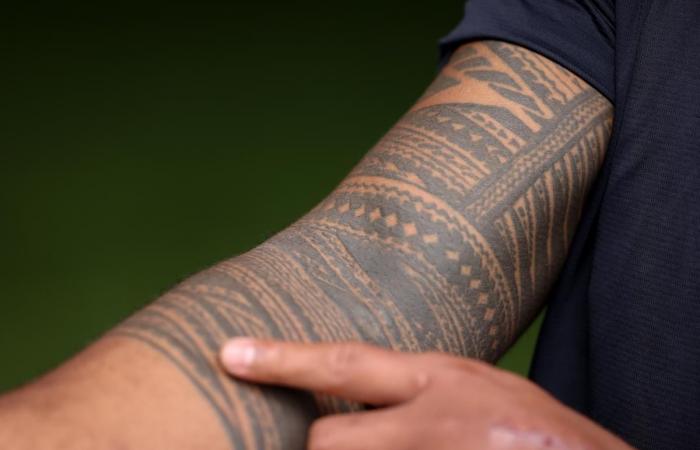 Rugby. Tuilagi y Habel-Küffner, los samoanos de Aviron Bayonnais, descifran sus tatuajes para “Raffut”