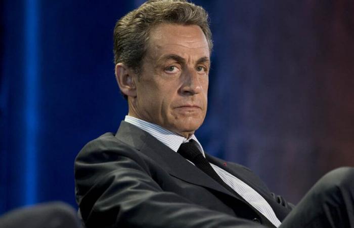 Nicolas Sarkozy acusado de “desprecio” hacia los docentes