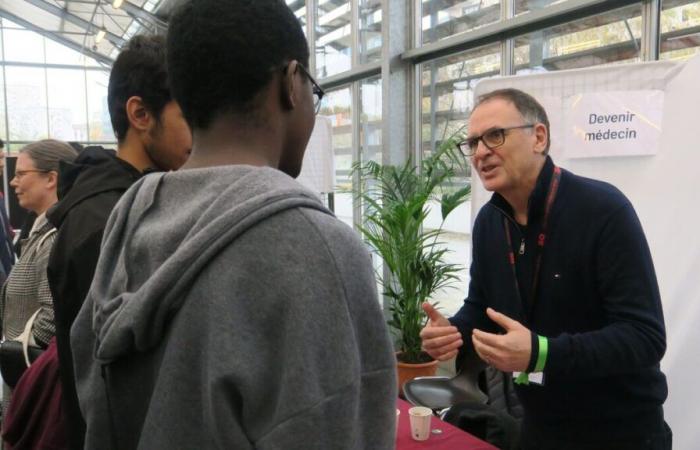 Saint-Ouen quiere crear vocaciones en salud antes de la llegada del gran hospital