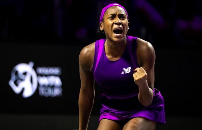 Coco Gauff gana el Masters al derrotar a Qinwen Zheng en la final (3-6, 6-4, 7-6)