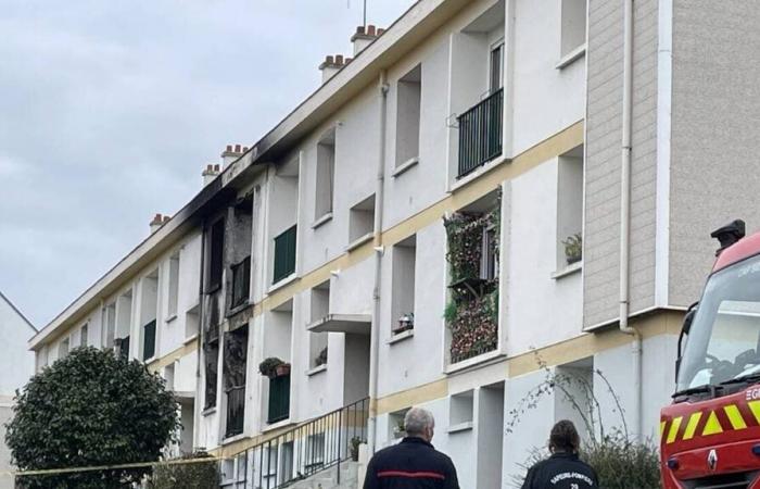 En Douarnenez, ¿qué sabemos del incendio de un apartamento que dejó dos muertos este sábado?