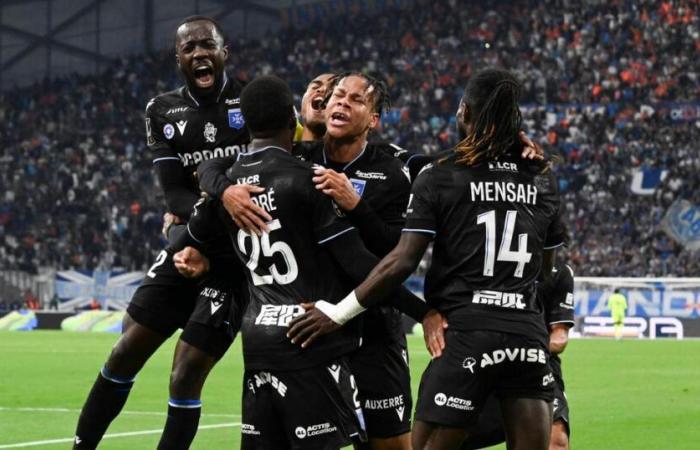 Auxerre propina una bofetada humillante a OM en el Vélodrome