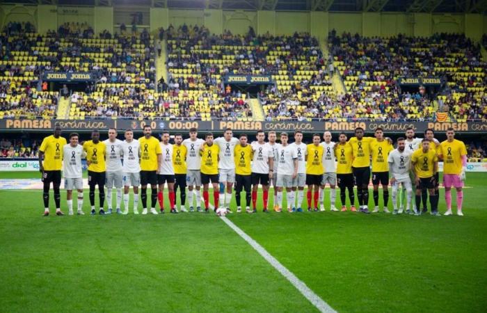 El sentido homenaje a los afectados por la dana en la previa del Villarreal-Alavés