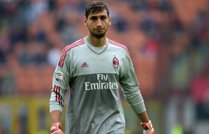 ¡A Donnarumma le roban un disco!