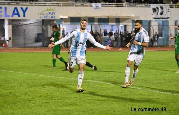 Irresistible contra Anglet, Le Puy Foot se convierte en líder de la Nacional 2