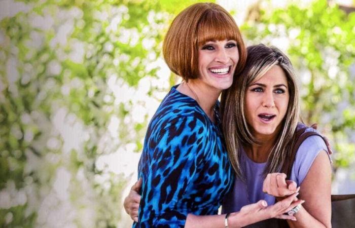 Cuándo y dónde ver la comedia dramática de Jennifer Aniston y Julia Roberts