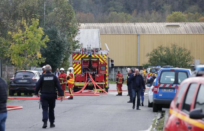 “Estamos derrumbados, pero nos levantaremos”: un incendio asola los talleres de Kuku la praliné en Lons