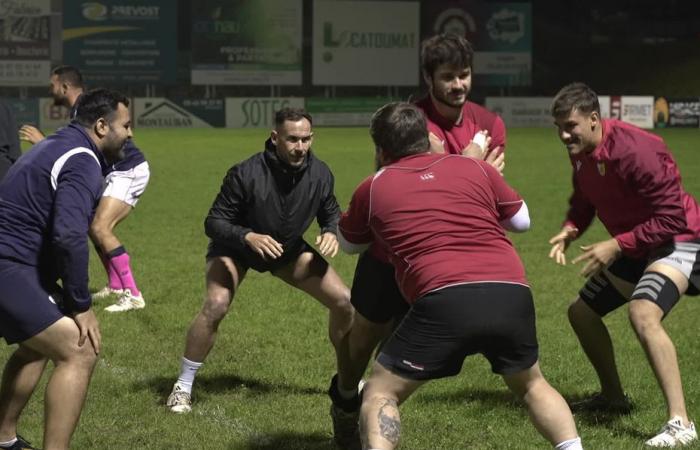 jugadores de rugby listos para defender sus castillos