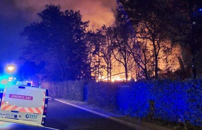 Tras el incendio en su centro recreativo, el ayuntamiento de Saint-Jean-le-Blanc se organiza