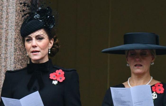 Kate Middleton, toda de negro y muy digna con el príncipe William y el rey Carlos III para las conmemoraciones del Festival of Remembrance (FOTOS)