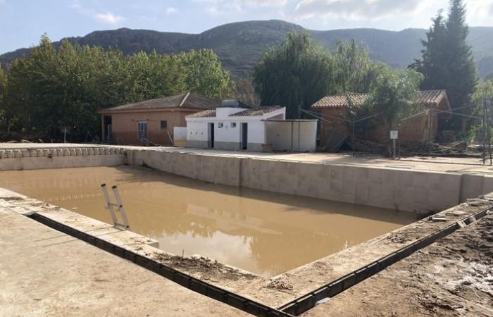 “Ojalá estemos unidos para salir de todo esto”: en Chiva, Bugarra, Pedralba… el dolor, la rabia y la posibilidad de estar vivos