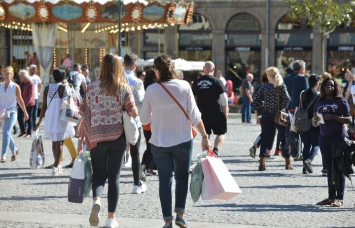 tabaco, comercios, panaderías… Qué está abierto este día festivo