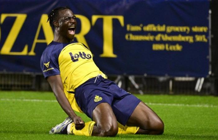 El hijo pródigo Loïc Lapoussin ayuda al Union con un gol y asiste al líder Genk, que cae derrotado en el Dudenpark