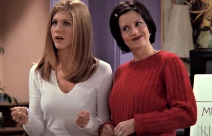 Courteney Cox revela: ¡Jennifer Aniston ha robado mucha ropa de Friends!