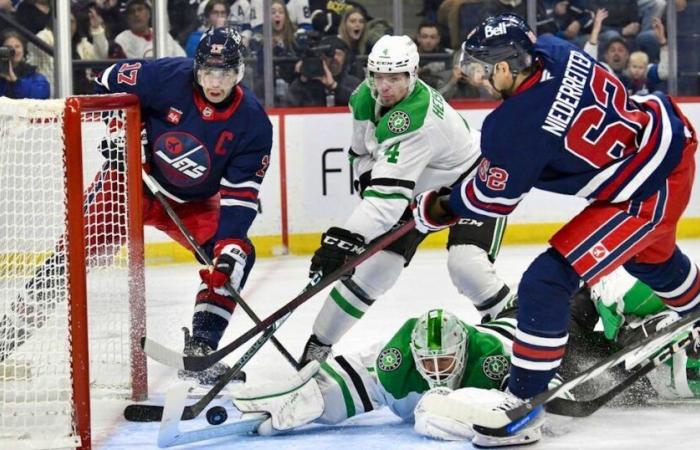 NHL: ¡Nino Niederreiter y los Jets hacen historia!