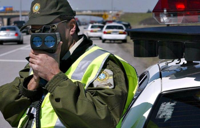 Rápido y peligroso: cientos de automovilistas atrapados a más de 200 km/h en las carreteras de Quebec