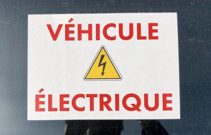 ¿Cómo tratan los desguaces de automóviles del Gard las baterías eléctricas?