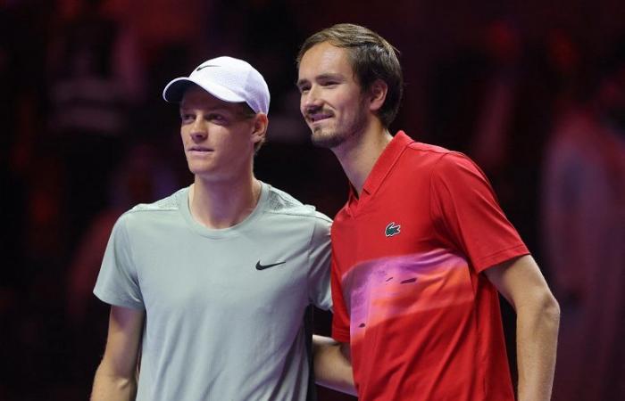 Finales ATP en Turín, debut ganador para Sinner. De Miñaur derrotado