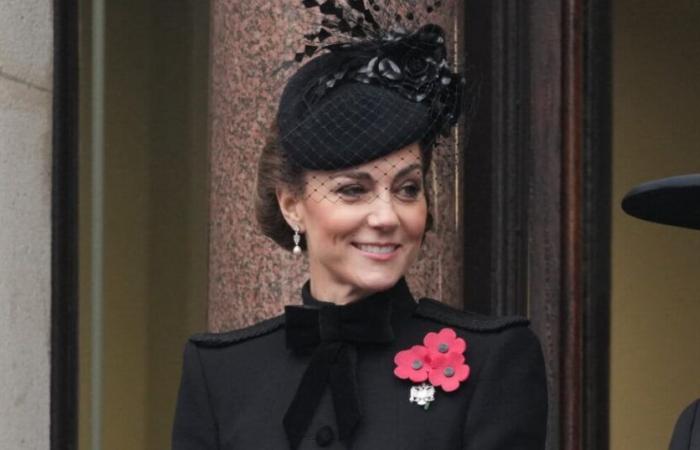 Kate Middleton luce un segundo look y opta por un diseñador que adora, Camilla sigue ausente